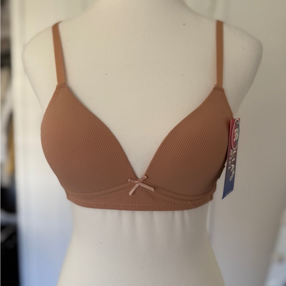 Lia’s Girl Other - Lia’s Girl Nude Ribbed Push Up Bra 36A Adjustable Straps New With Tags
